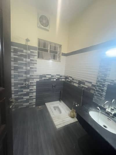 E11 Lower Portion Is Available For Rent 3 Bed