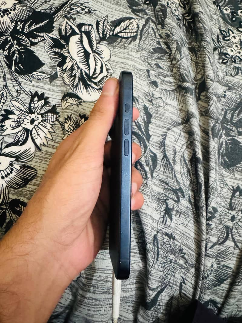 Iphone 15 pro 1