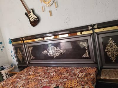 one bed two side box dressing double almari do darwaza complete