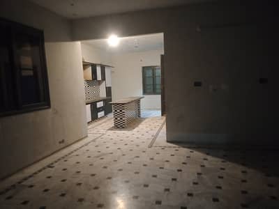 Independent double storey RCC block 1 metroville wide road Saba Estate