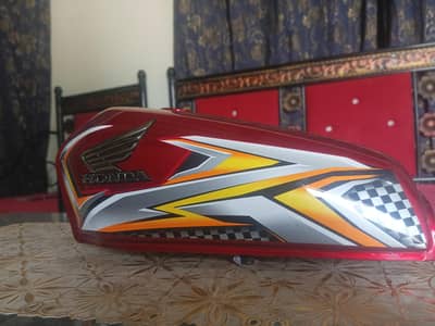 Honda 125 fuel Tank + Tape set New condition
