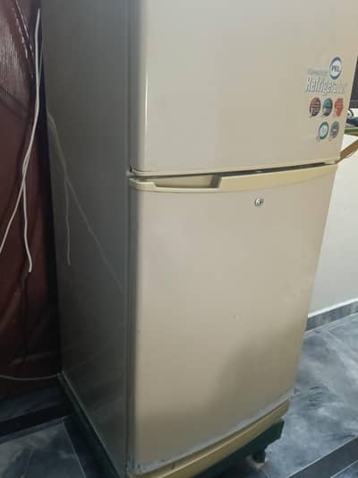 PEL refrigerator