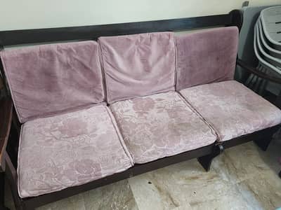 Sofa set (5 seaters) for sale