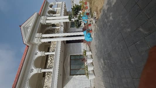 1000 Square Yard Bungalow Available For Rent DHA Phase 8