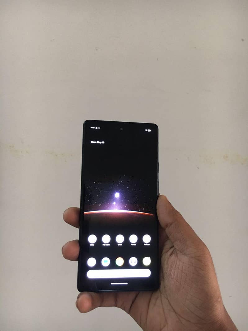 Google Pixel 6a 1