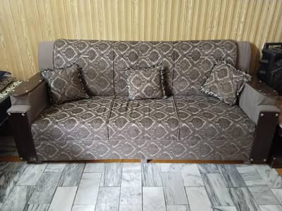 5 Seater Sofa and 3 Table for sale