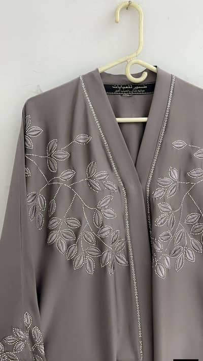 embroidered work and stone size 54