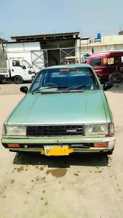 nissan sunny B11 1985 Model