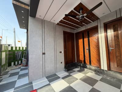 5 Marla Modern Corner House