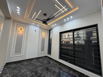 5 Marla Ultra Modren luxury House