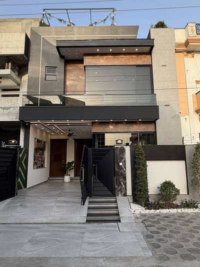 5 Marla ultra Modren house for sale