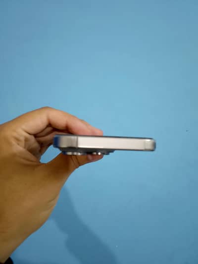MDM bypass iphone 15 pro 256 gb lush condition 10/10 waterpack