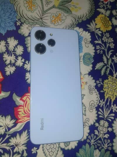 10/10 condition with 8/128 gb