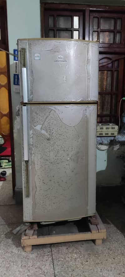 Dawlance Double Door Fridge (Large Size) – Perfect Working Condition