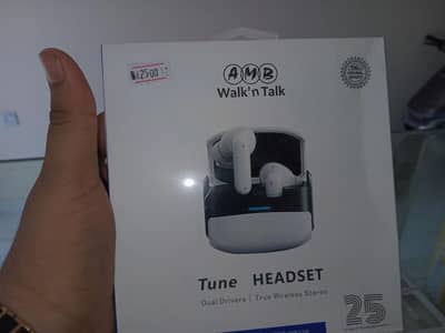 Selling Zero air buds 10/10