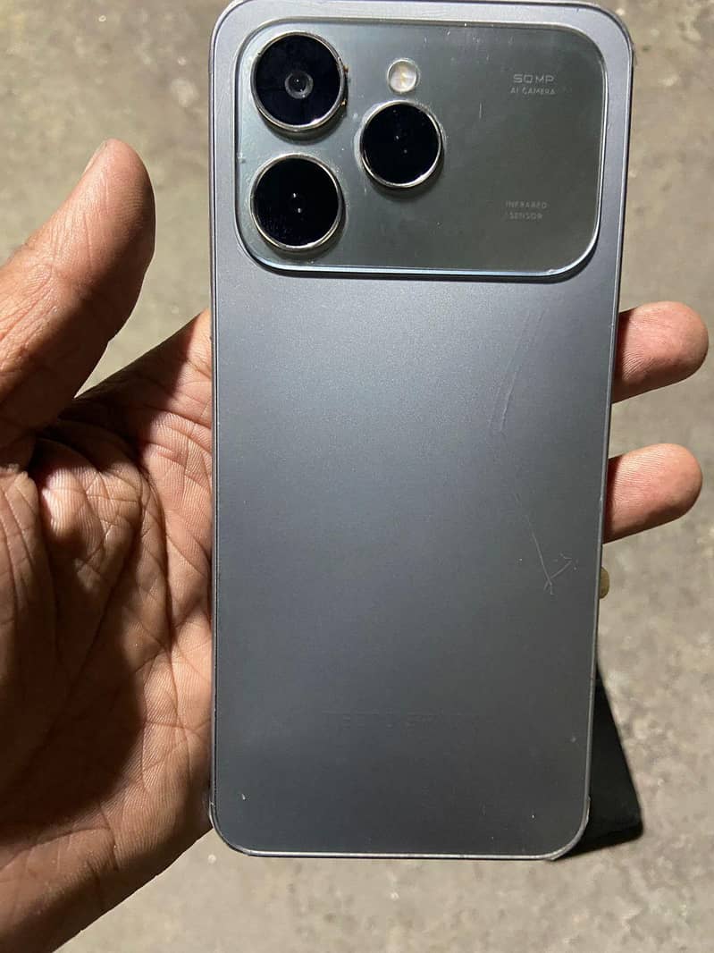 TECNO SPARK 40 1
