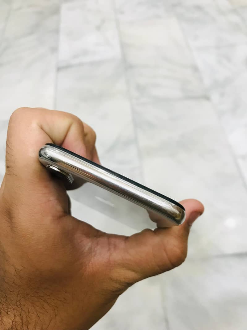 IPhone X 3