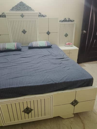 double bed, almari , singar mehz , materess
