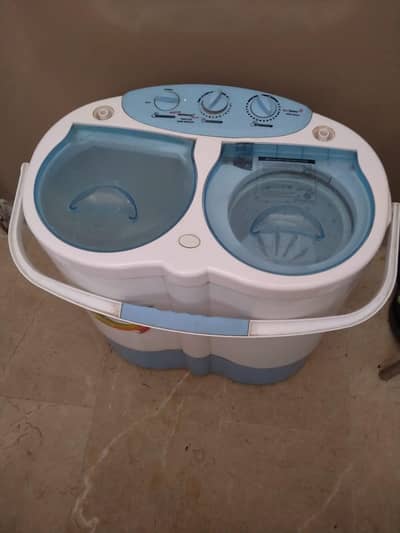 Mini washing machine