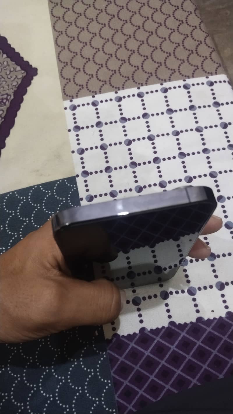 IPHONE 14PRO MAX 4