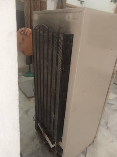 Dawlance refrigerator is very good condition family used fridge