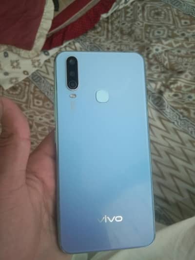 vivo y17s 8+256 all ok mobile 03418533032 just phone ha