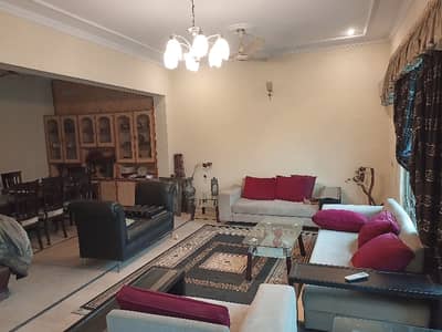 1 Kanal House For Sale