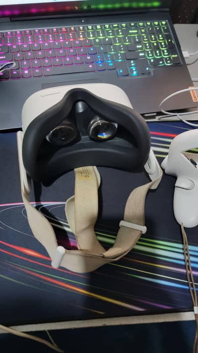 Oculus Meta Quest 2 used  VR