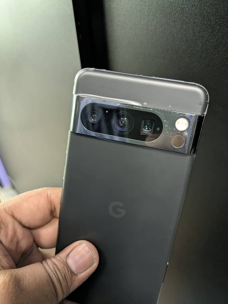 Google Pixel 8 Pro 2