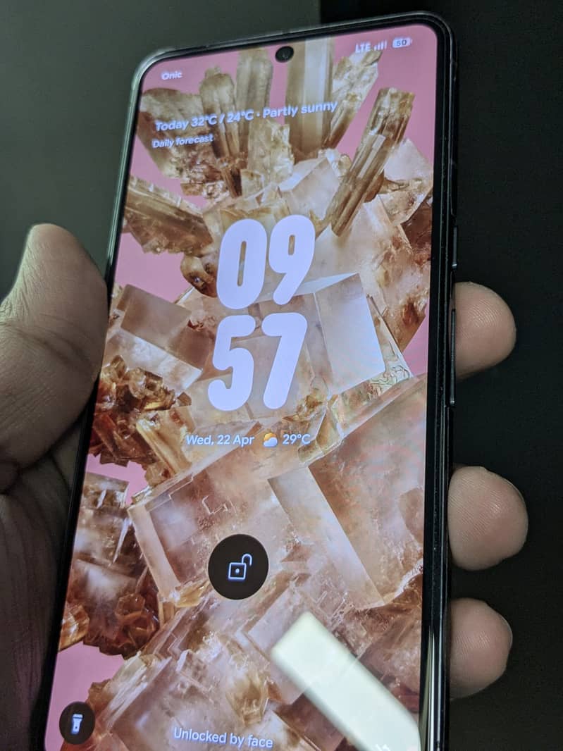 Google Pixel 8 Pro 5