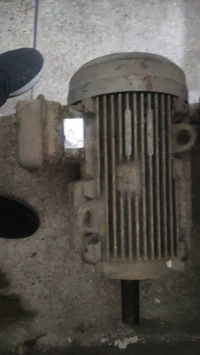 Hitachi Electric motor 15hp