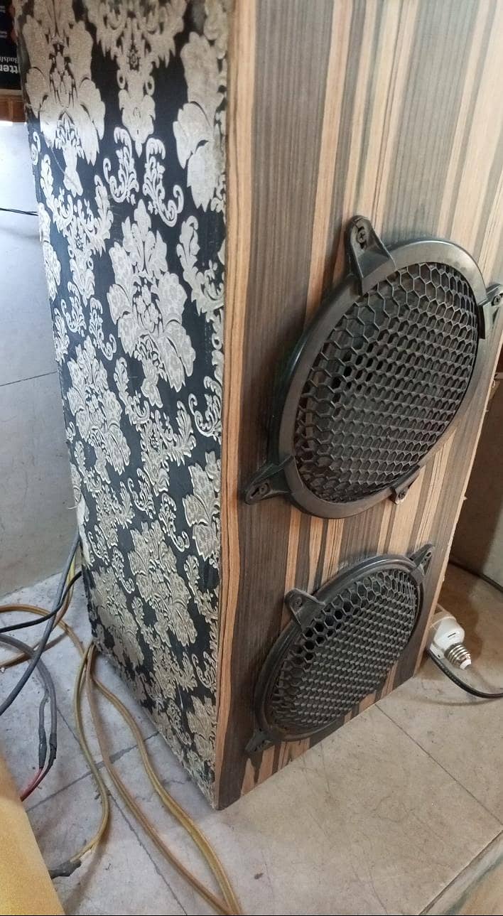 car Speaker 1
