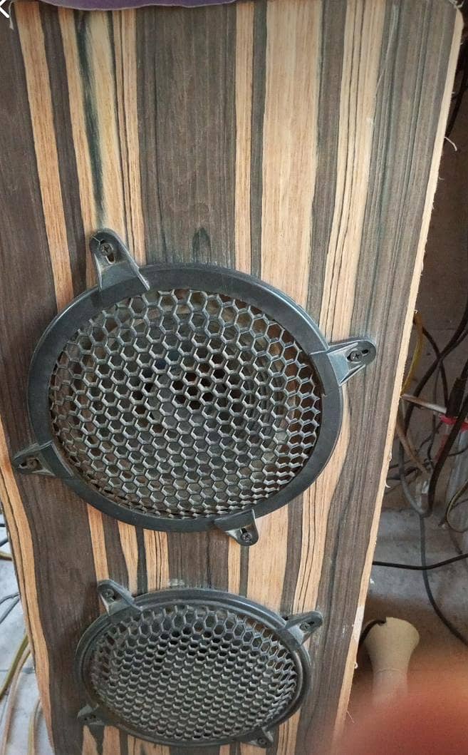 car Speaker 2