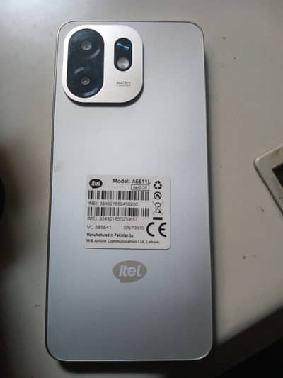 itel A100c 2+2 64 gb