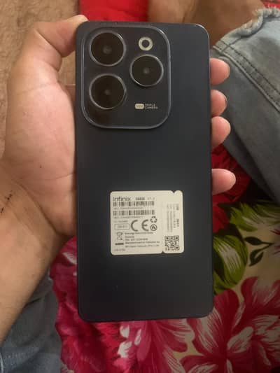 Infinix hot 40 8/256 with charger no box for sale