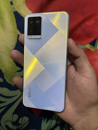 Vivo Y21 with orignal box charger