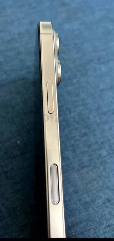 iPhone 16 pro desert titanium 128 factory