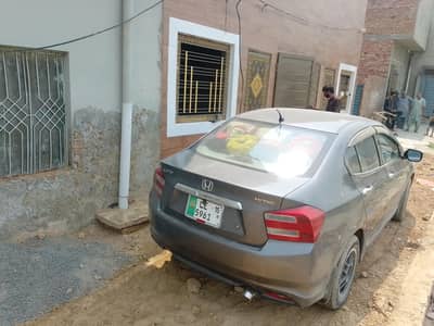 Honda city 2015 genien 2745000ph. 03003617791