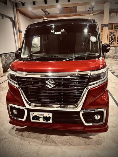 Suzuki spacia  custom hybrid  top variant