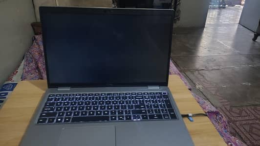 Dell precision 3560 | Nivida t500 I7 11th gen, 8 gb ram 256gb ssd