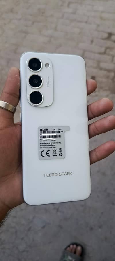 tecno spark 40pro plus