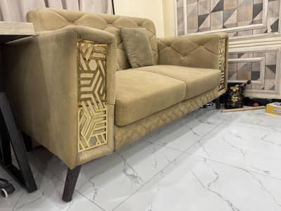 2 Seater Sofa 2 years used only