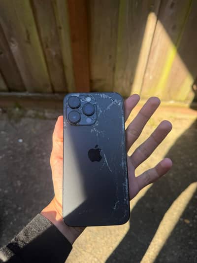 I phone14 pro max is for sale 03165125630