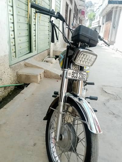 Honda 125 for sale Model 21/22 All ok double saman