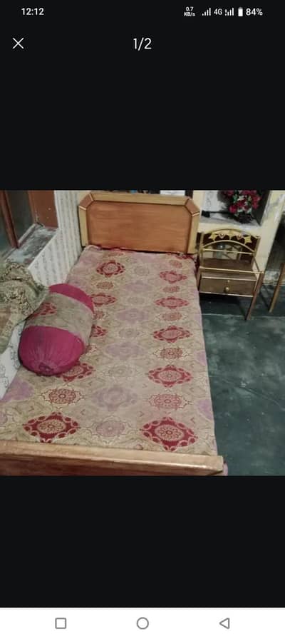 singal bed for sell