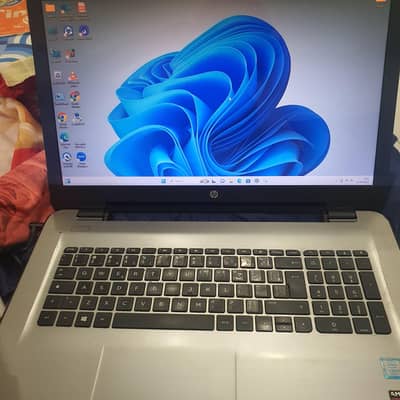 core i5 7th generation   17 inch display