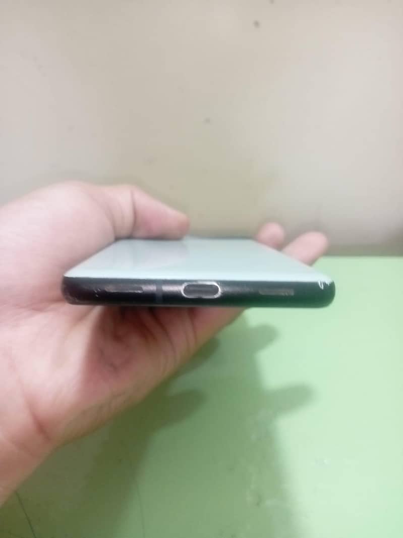 pixel 6a 3