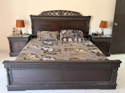 Used Solid Wood Bedroom Set –Bed, Side Tables & Dressing Table