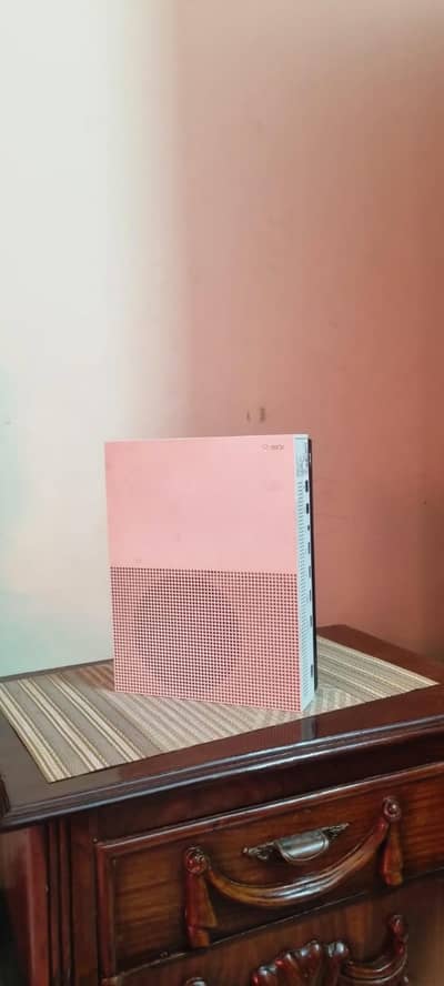 mint condition Xbox 1s