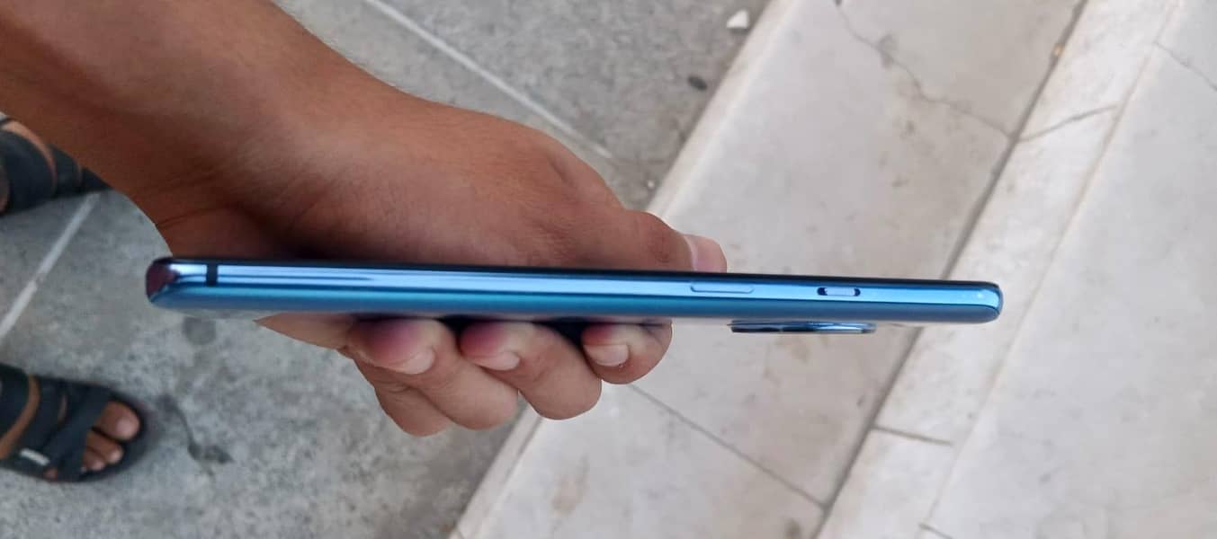 One plus 7t 1